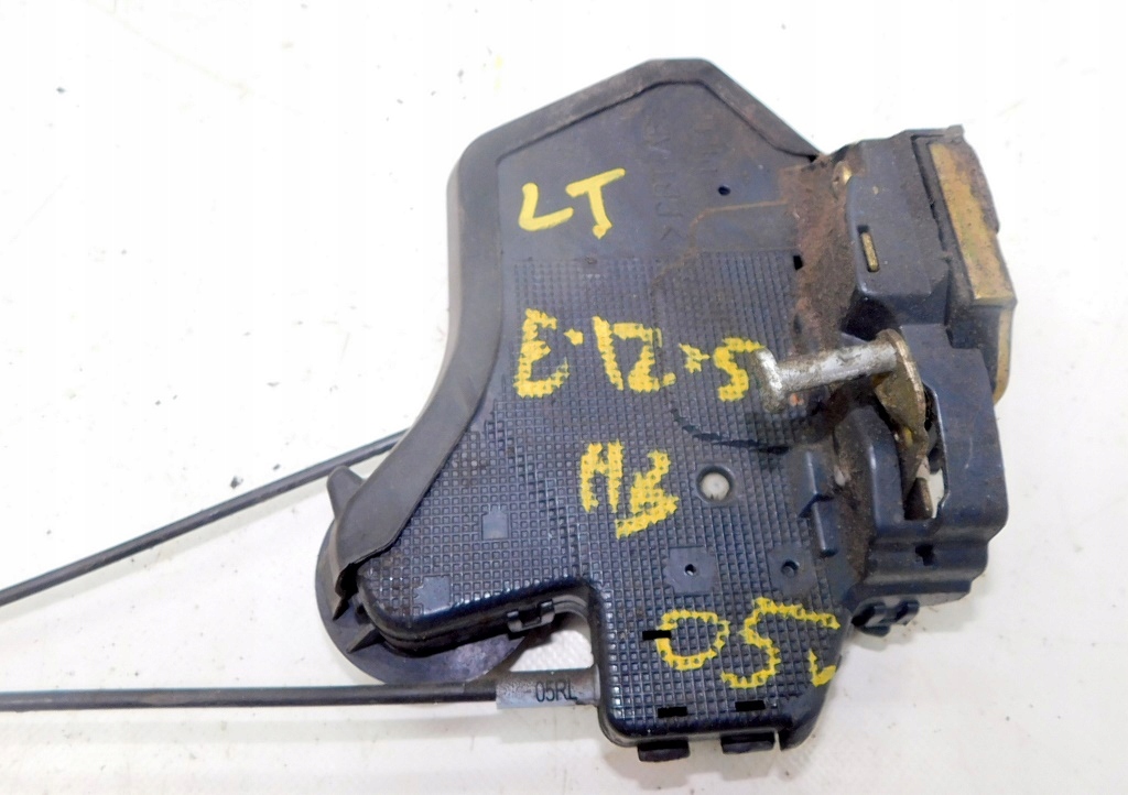 фото №8, Toyota corolla ts e12 05r 5d 1.8 192km замок дверь левый задняя