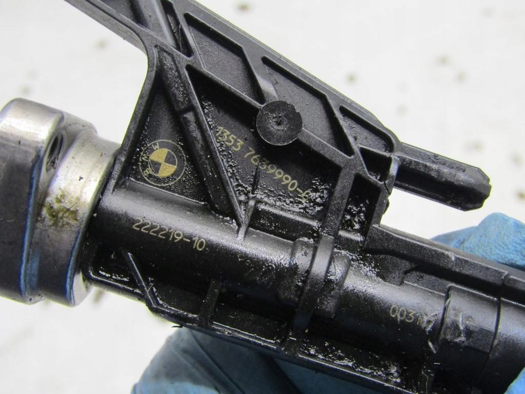 Форсунка топлива 1.5 b mini f55 f56 22221910 0261500140 Оригинал