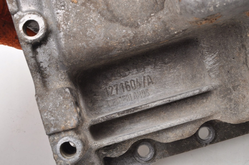 Volvo v70 1 2.0 turbo 226km піддон масляна 1271604 термостат оливи Зі Шроту