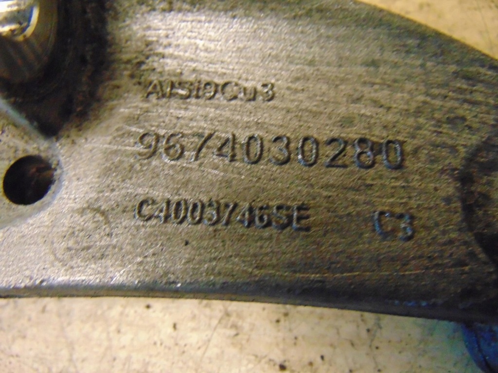 Кронштейн генератора peugeot 508 1.6 e-hdi 9674030280 Недорого