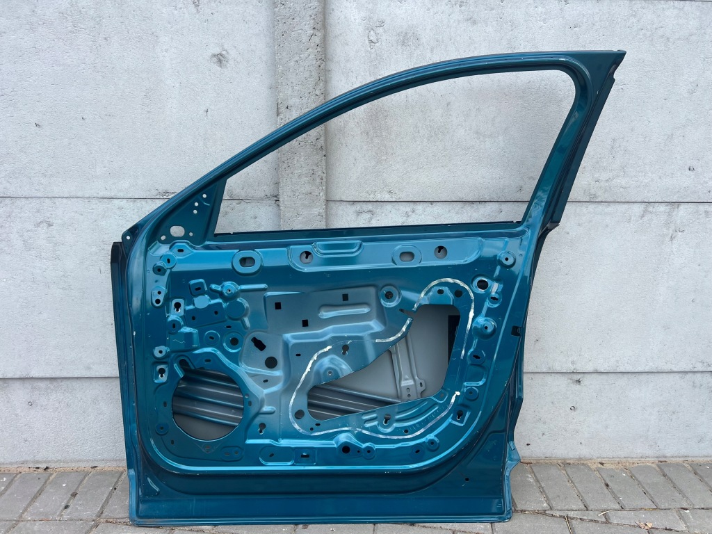 Купить Дверь peugeot 408 2022 2023 2024 2025 перед правый передние правое