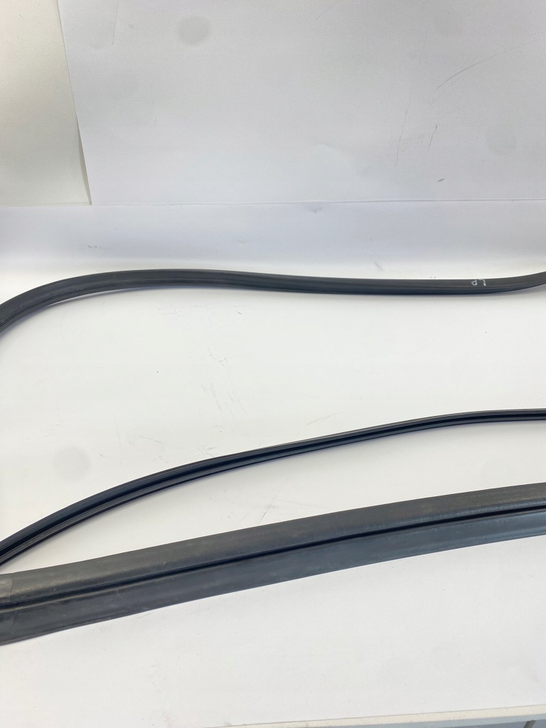 Прокладка дверь левых передних левый перед mercedes w140 в Украине