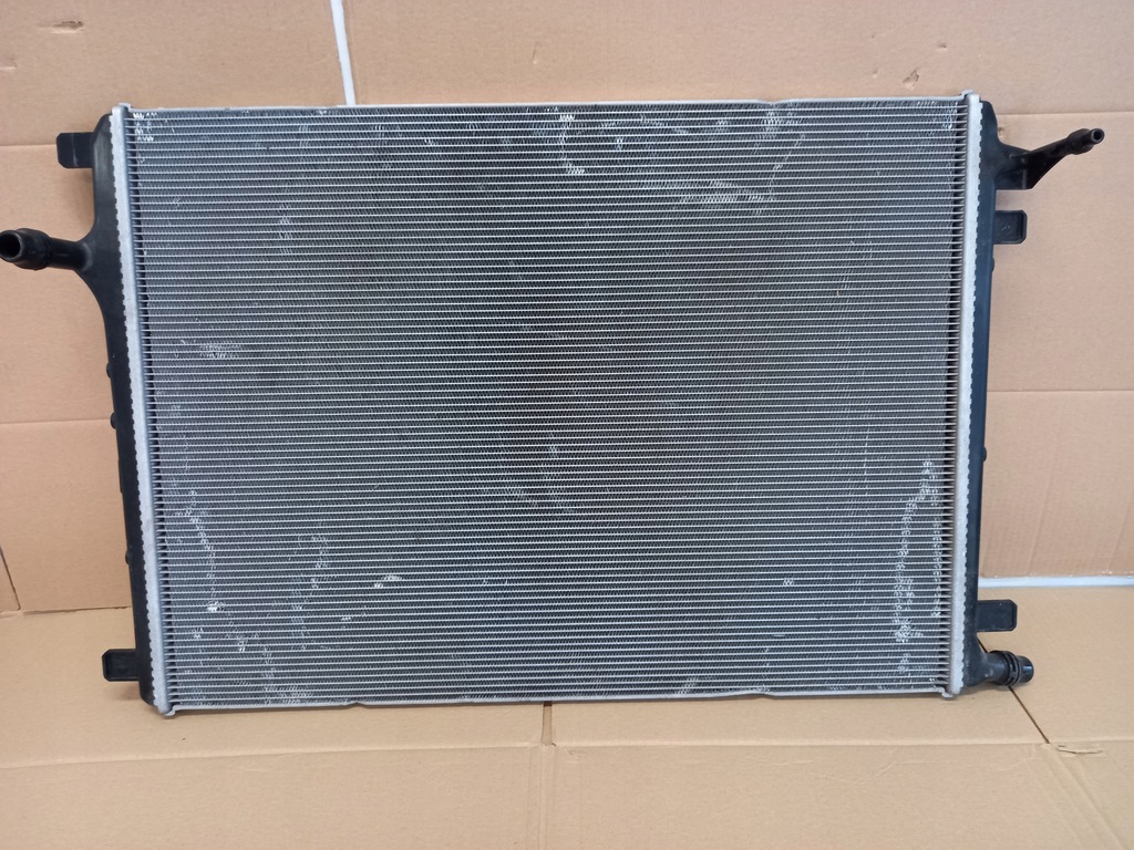 фото №1, Радіатор mercedes c-klasa w206 a0995009900