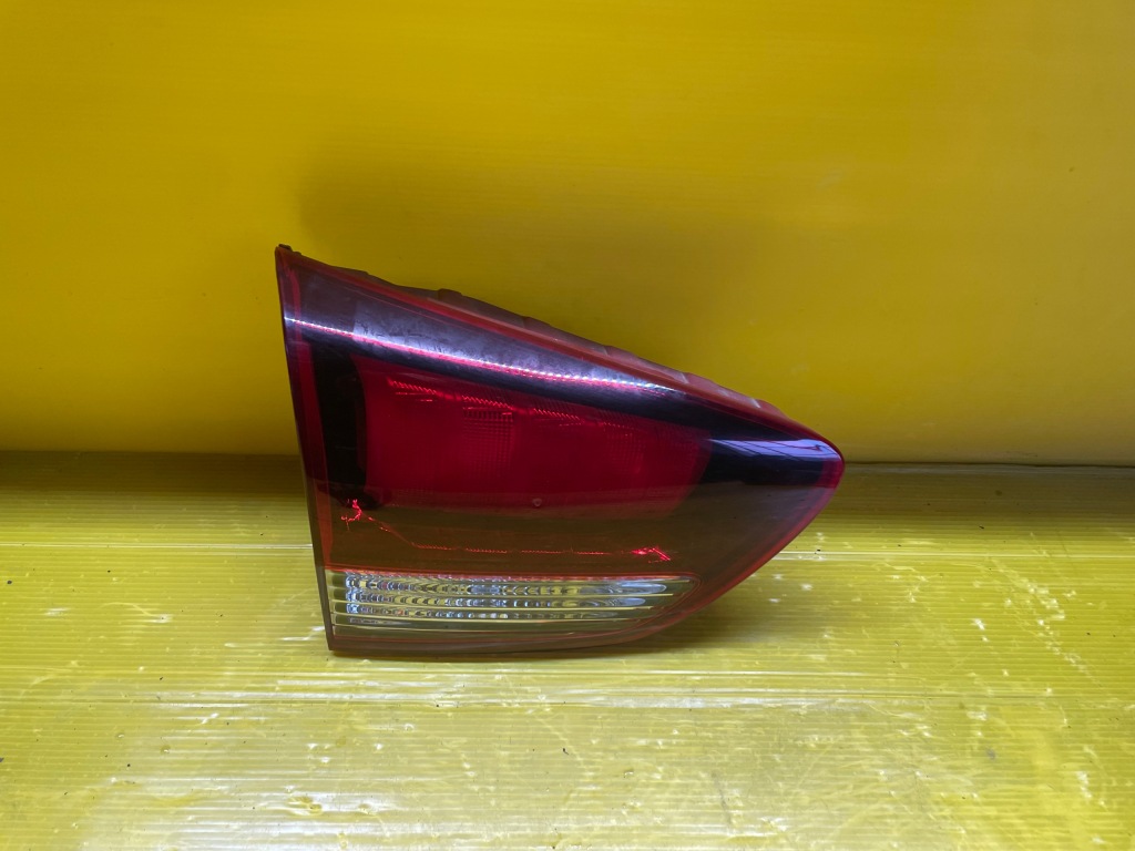 фото №1, Kia carens iv lift 16-18 лампа задняя левая