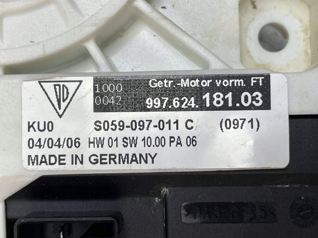 Porsche оригинальный номер 99762418103 911 997 моторчик подъемник окон с Разборки