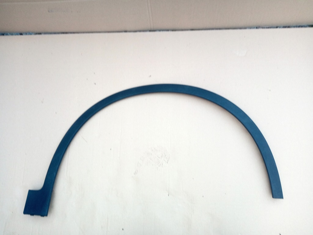 фото №1, Polestar ii права молдинг крила перед 2019r