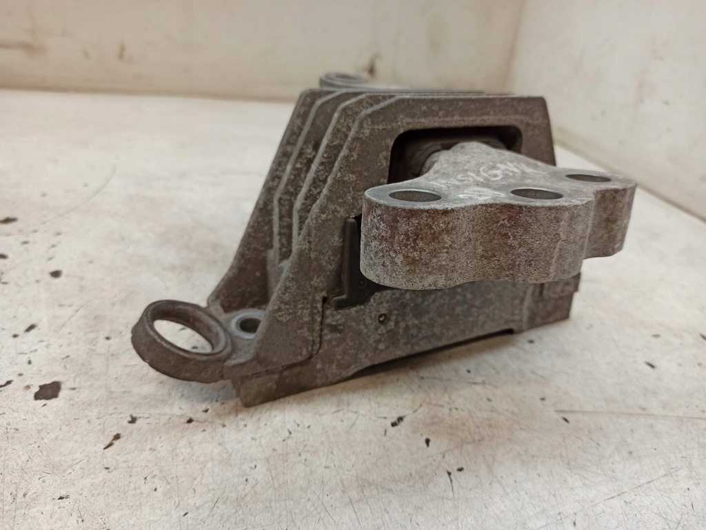 фото №6, Кронштейн подушка двигуна insignia 1.6cdti