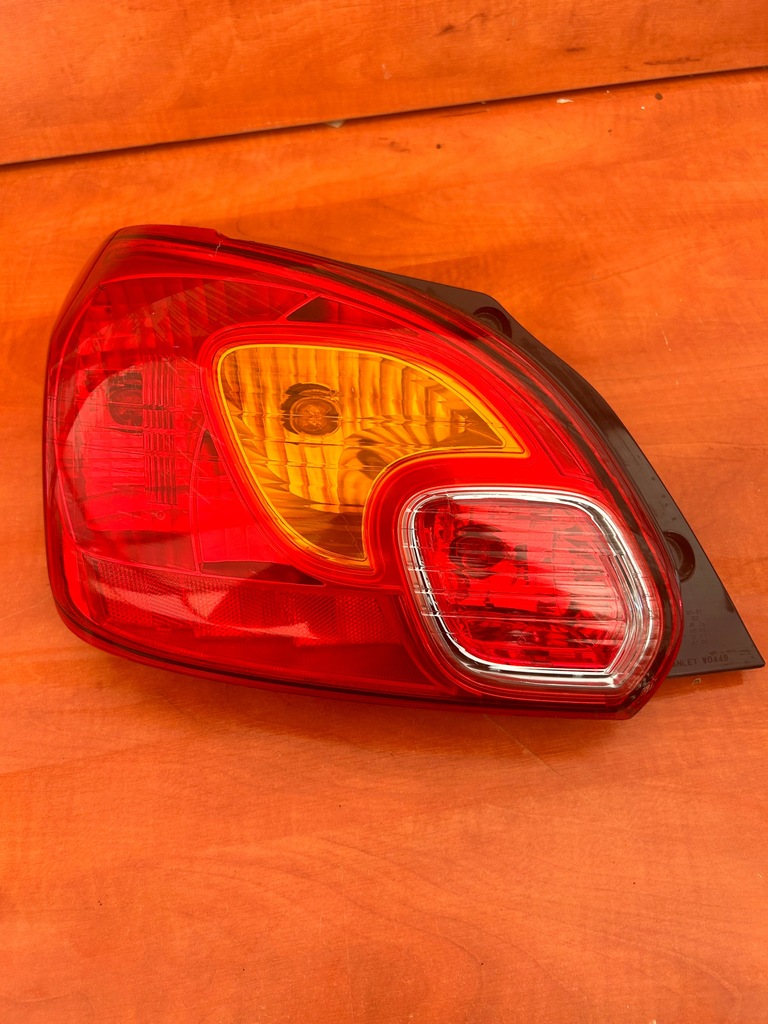 фото №1, Mitsubishi space star 12- лампа задня