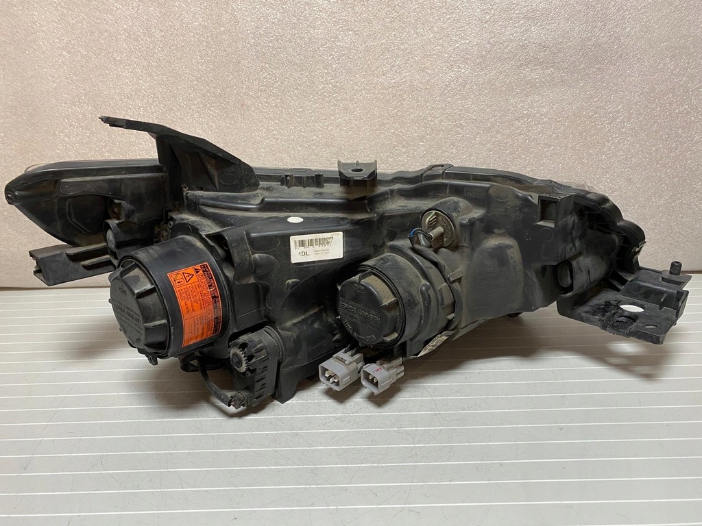 фото №13, Лампа левая передняя mitsubiahi outlander iii 8301c2 левый перед