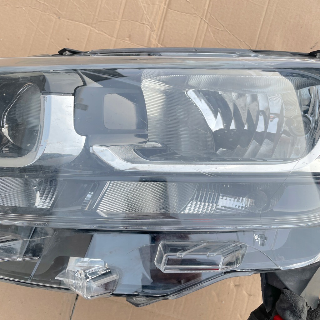 Toyota proace 16- лампа ліва перед фара лівий передній 73278187 Зі Шроту