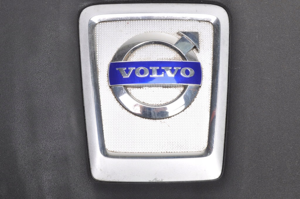 фото №12, Volvo s60 ii v60 xc70 ii 2.4 d5 215km защита крышка двигателя 31339884