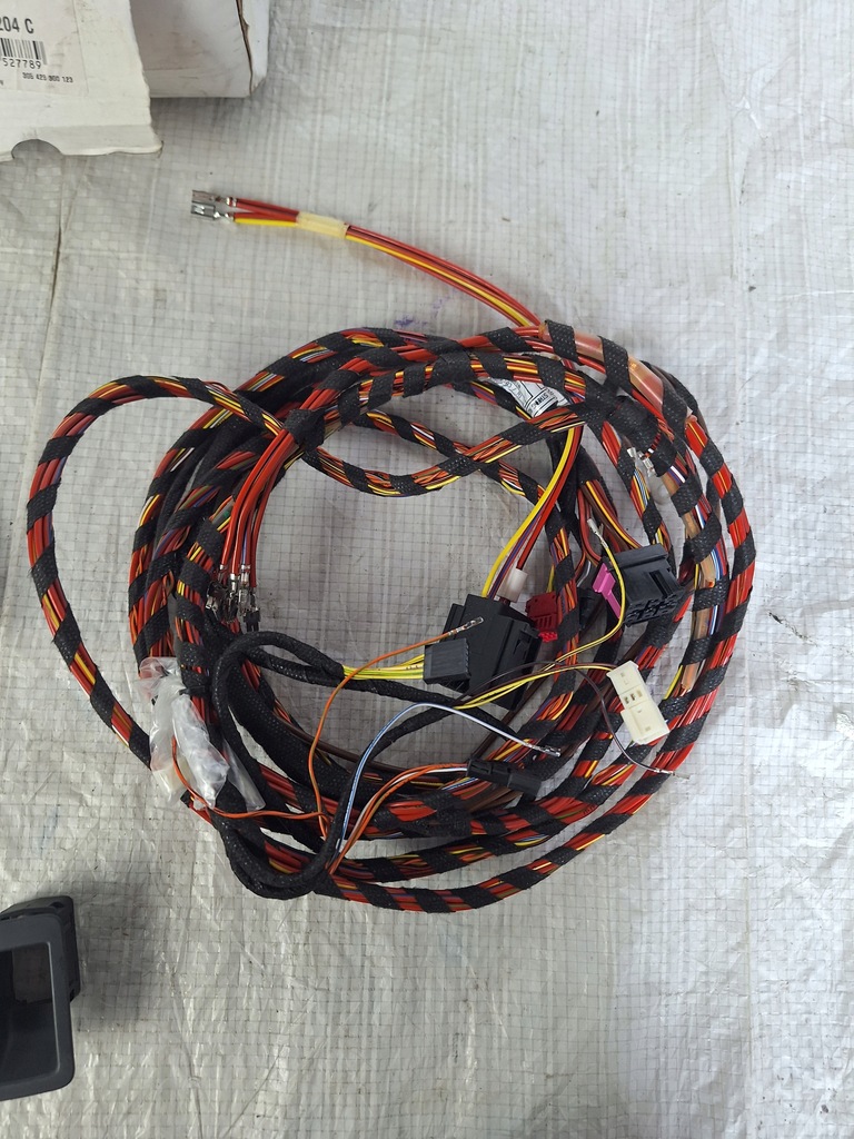 фото №10, Audi a3 skoda електропроводка фаркоп hak буксирувальний 8v0055204c 5q0907383n модуль