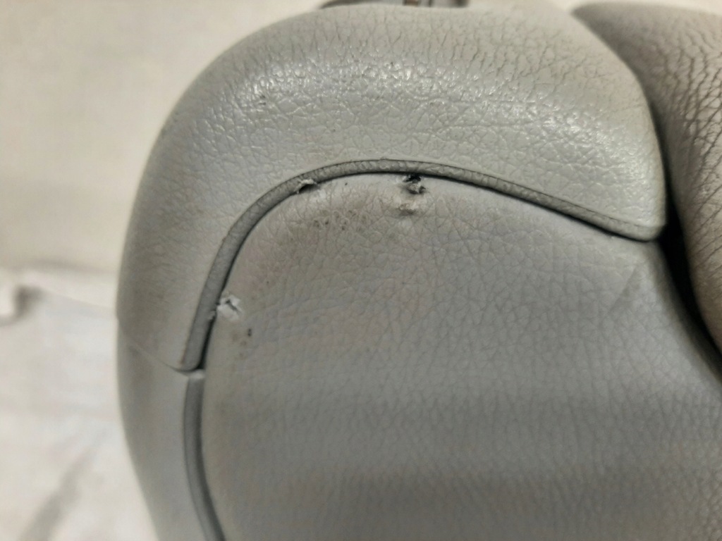 фото №10, Mercedes w203 подлокотник туннель средний