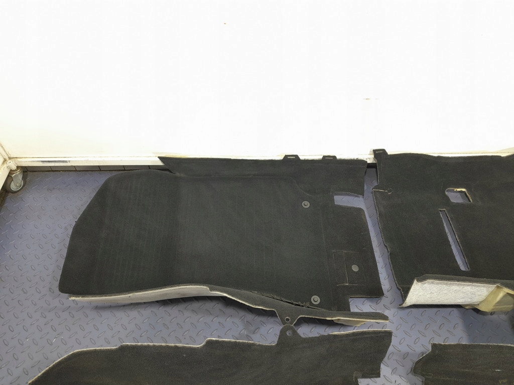 фото №5, Mercedes cls w218 lift sedan обшивка килимок підлога a2126803140