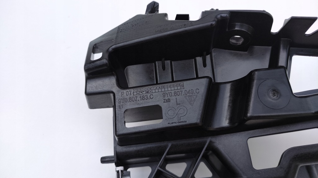 Porsche cayenne iii 3 9y0 направляющая кронштейн бампера левый перед tc496 с Разборки