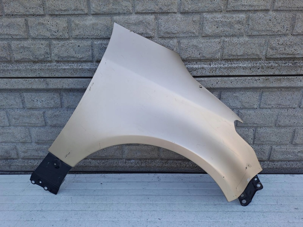 фото №1, Toyota gr yaris крила передній правий оригінал