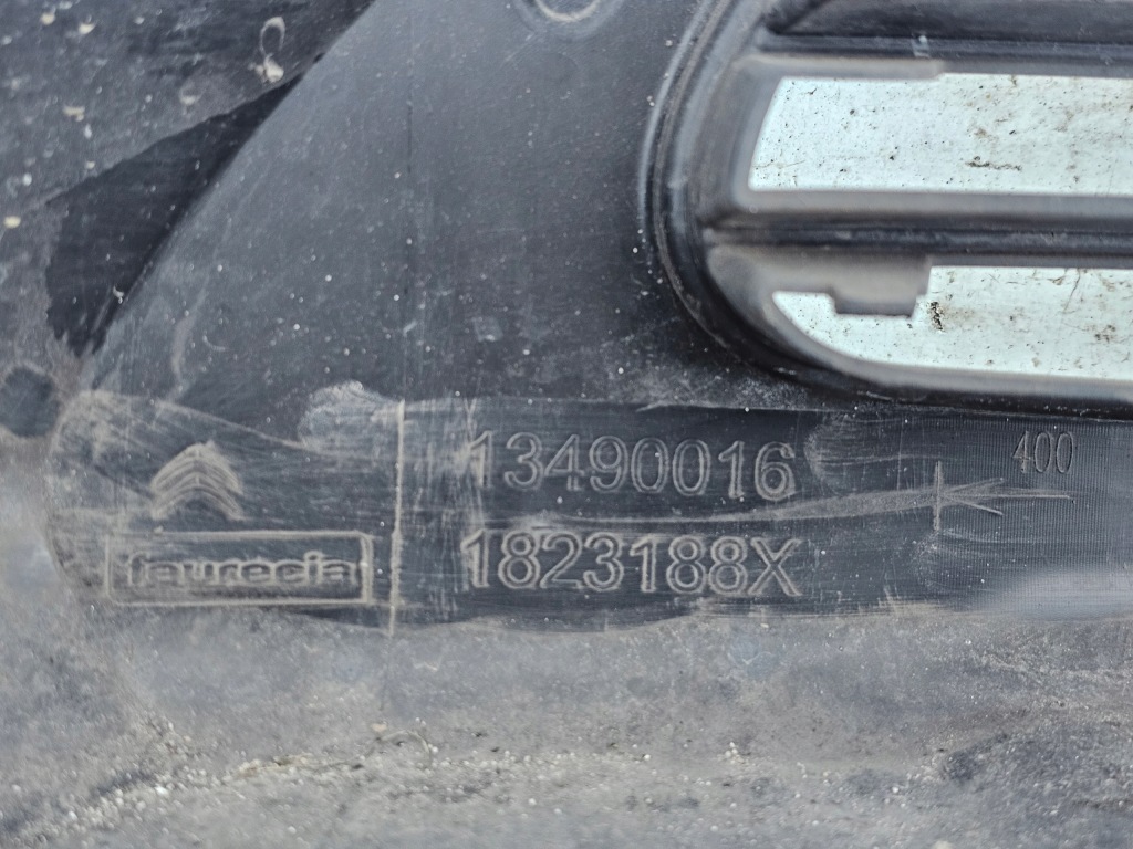Dół бампера спойлер бампер citroen c3 aircross 17-20 перед 13490016 в Украине