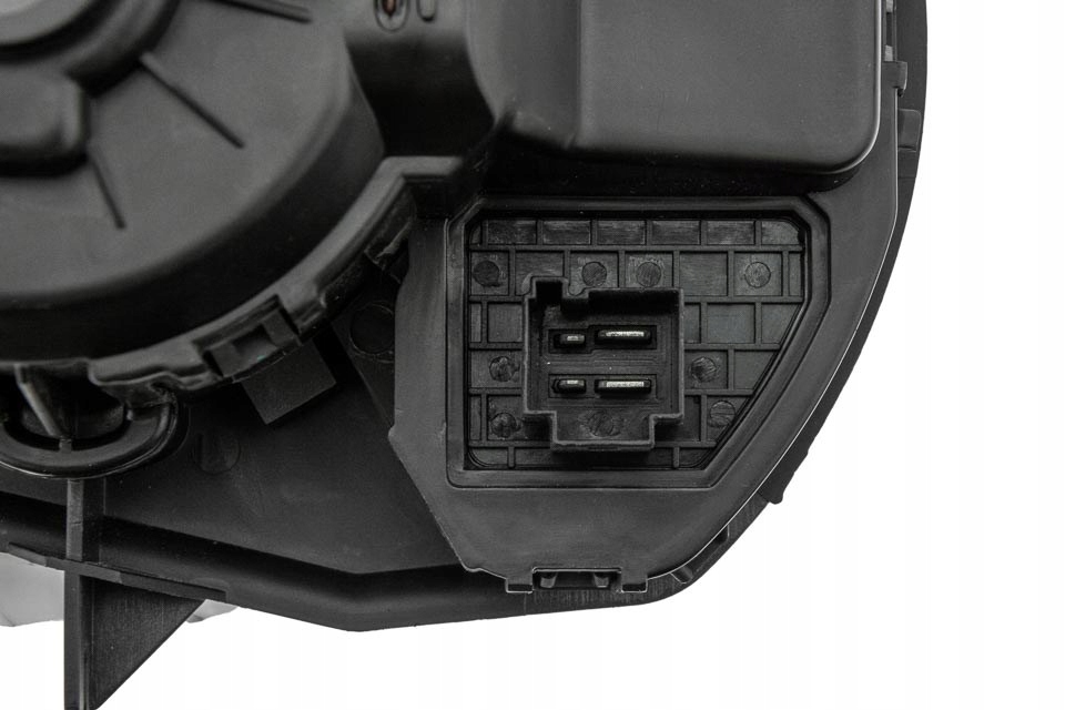 фото №12, Вентилятор обдув повітря vw touareg 2010-