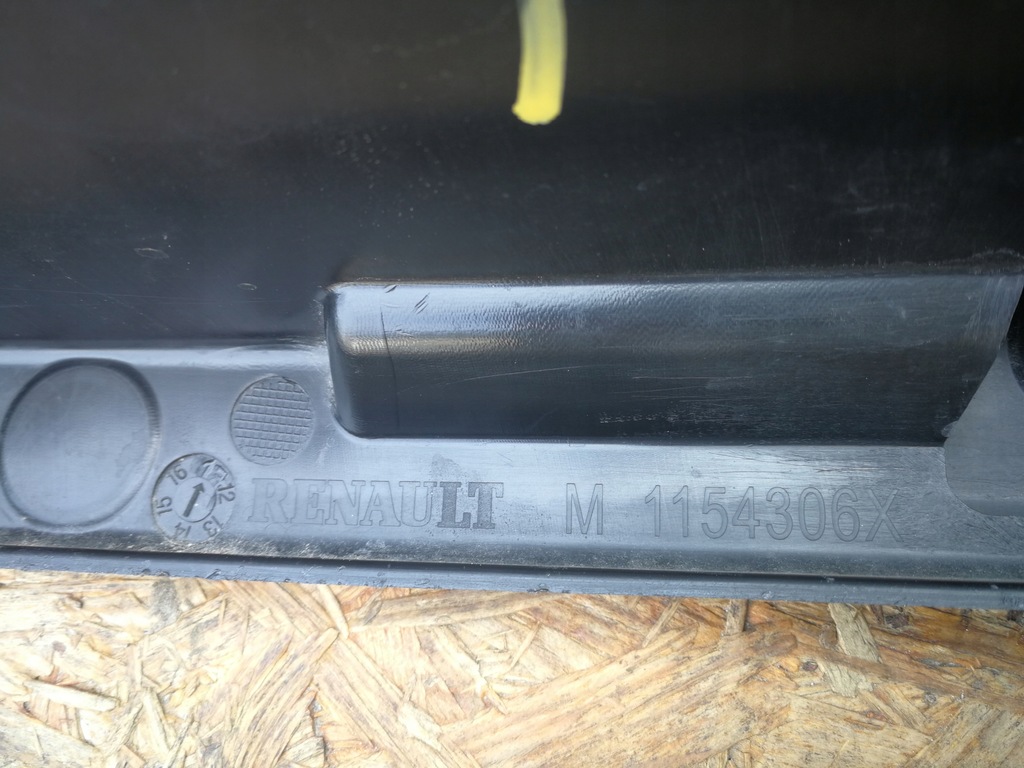 фото №12, Renault zoe i 12- решётка радиатора решётка средняя бампера передний 1119778x