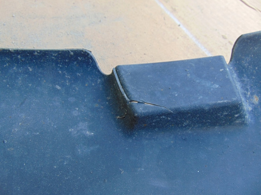 фото №9, Підкрилок правий перед opel vivaro частина задня