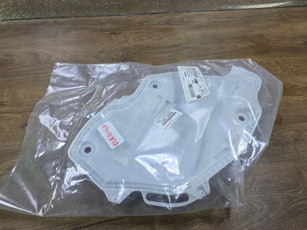 фото №1, Toyota corolla e21 защита шумоизоляция дверь правый перед 67831-02450