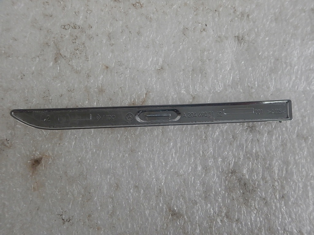 фото №11, Mercedes c w204 левая молдинг хром na крыло перед