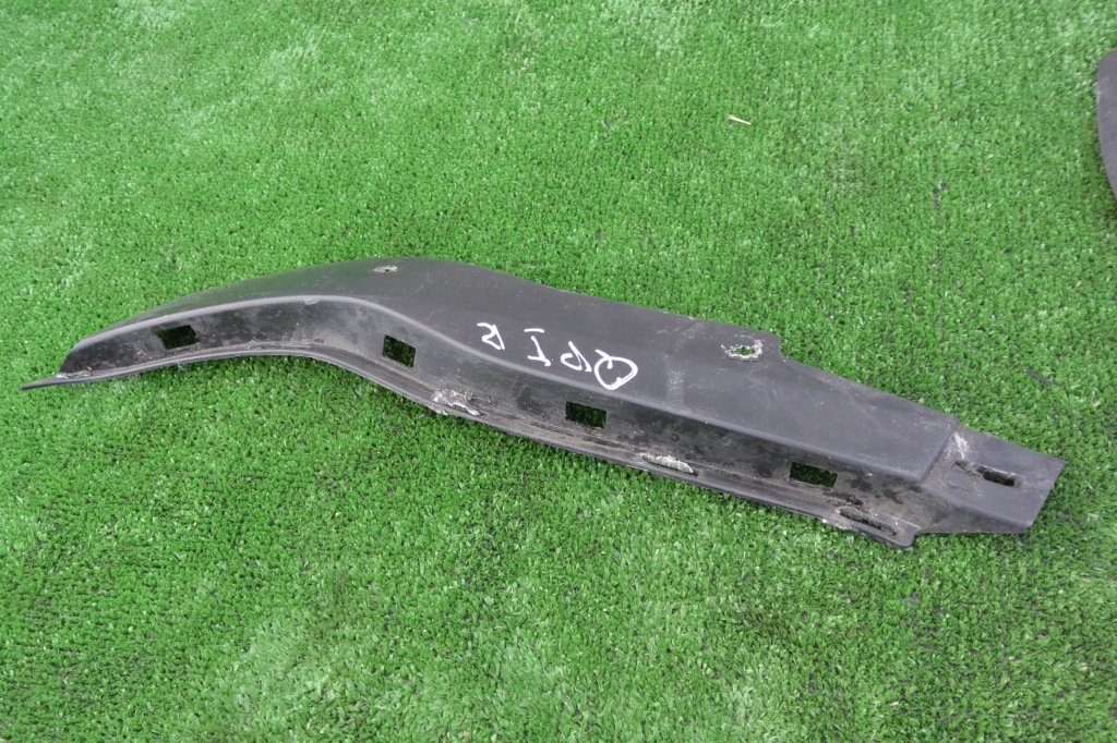 фото №3, Направляющая pod фара перед молдинг maserati ghibli iii