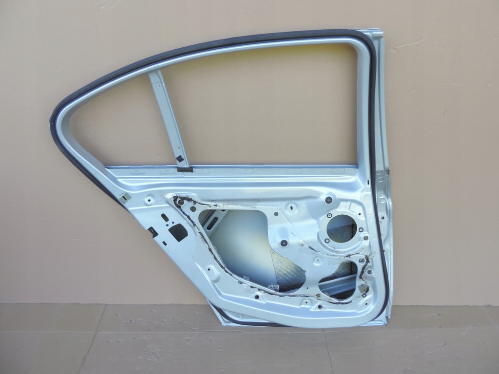 фото №7, Bmw 3 f-30 f30 левая задние дверь sedan