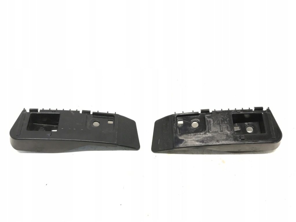 фото №1, Tesla 3 направляющая кронштейн бампера правый задняя