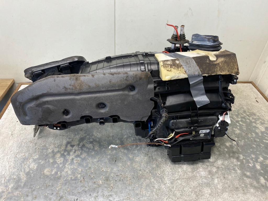 фото №5, Audi a4 b8 lift обігрівач повітродувка 8t1820005g