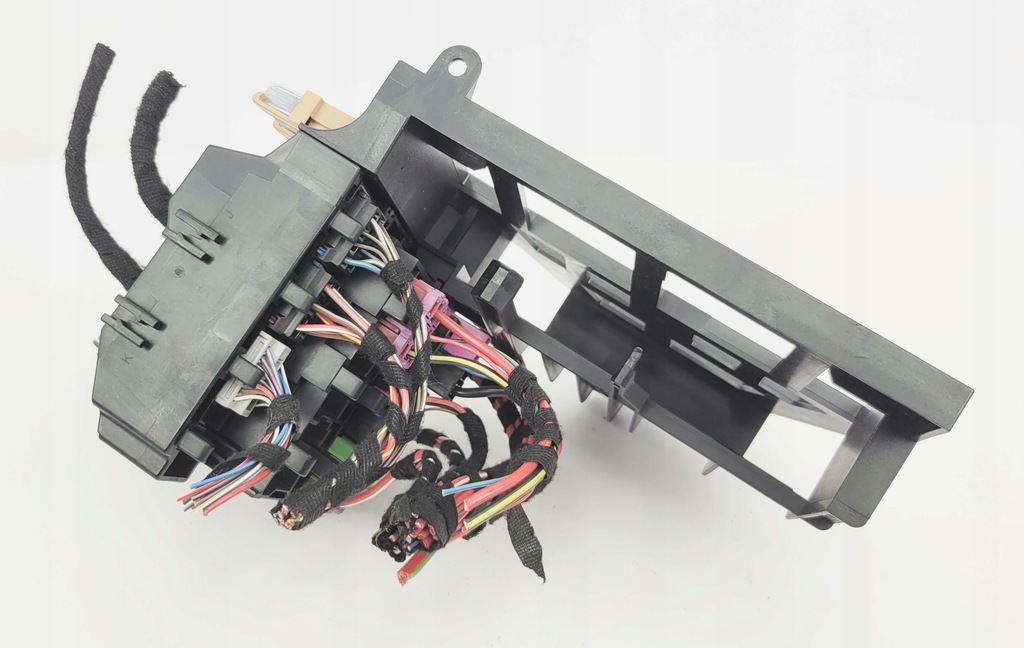 фото №5, Audi a8 d3 lift 4.2 tdi коробка предохранителей предохранители 4e1937503a