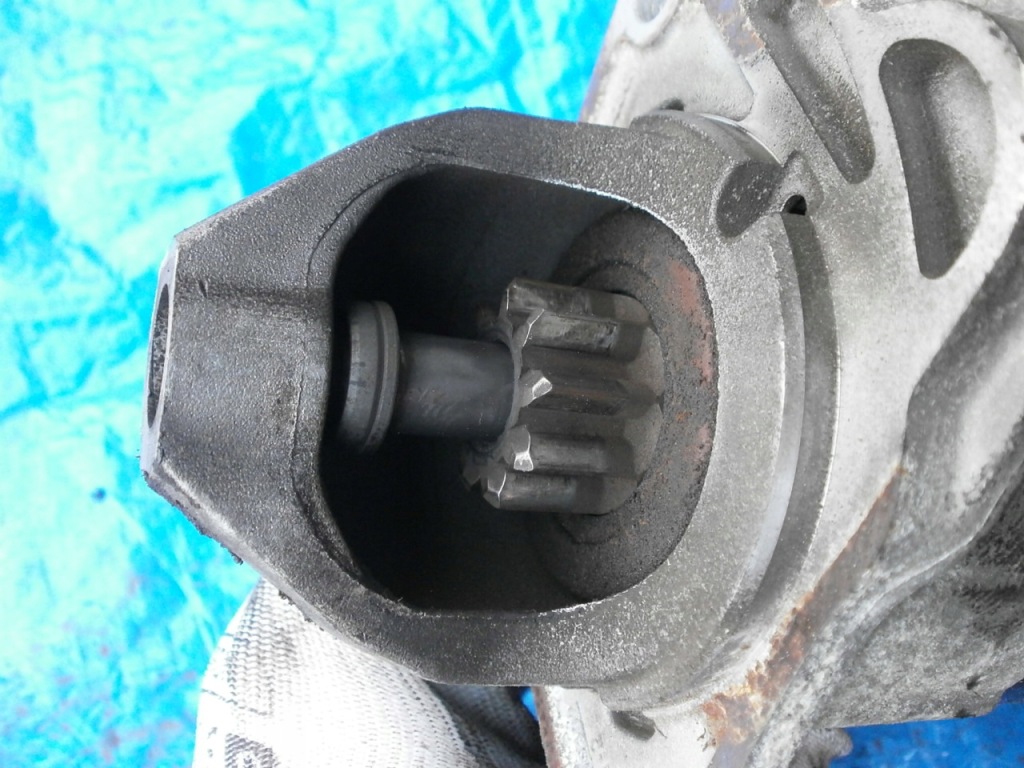 Opel оригинальный номер gm 55578921 0001107522 Доставка