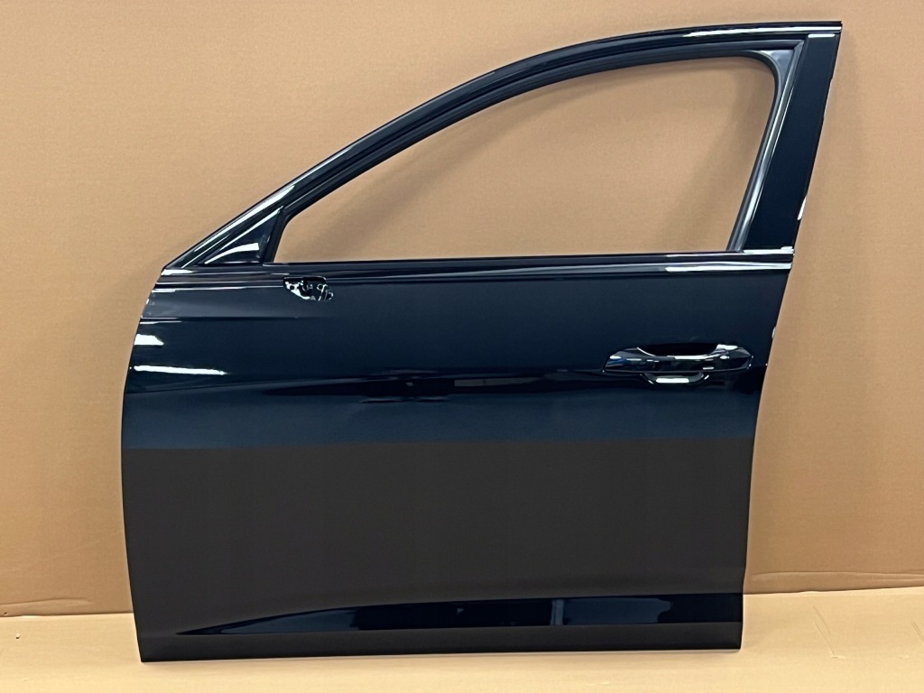 Купить Audi a6 c8 дверь перед левая ly9u