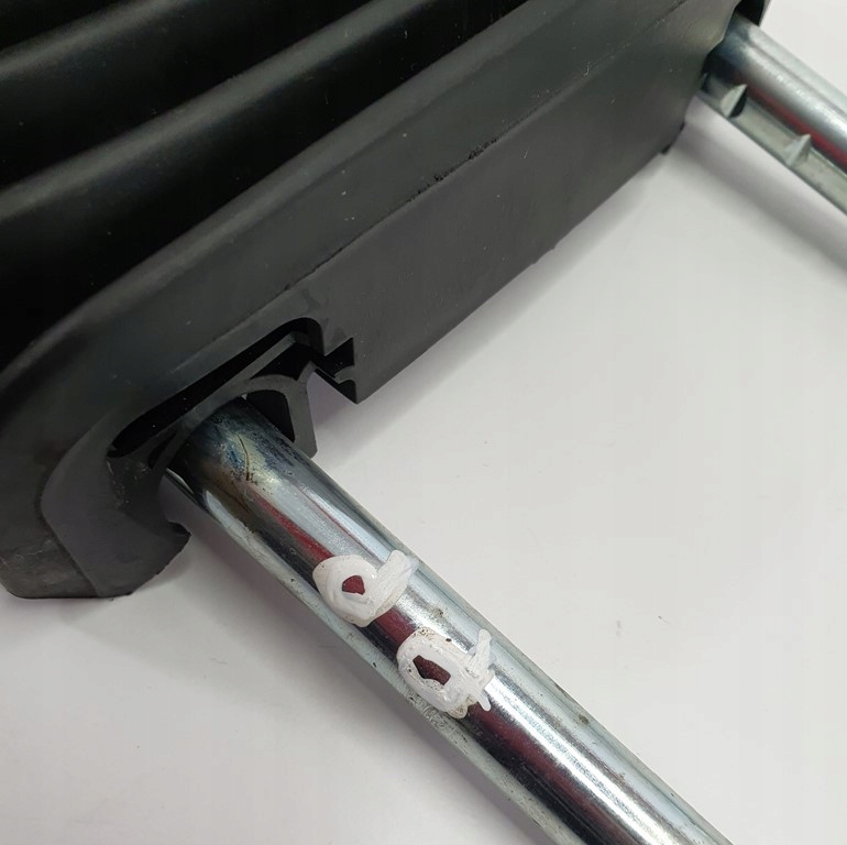 фото №2, Подголовник правый вентилируемый mercedes slk r171