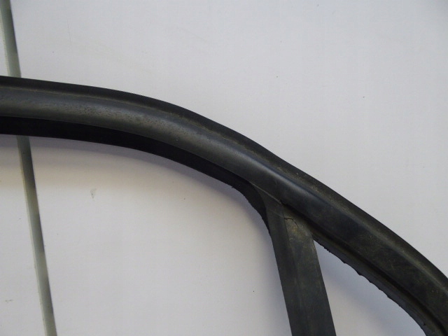 фото №5, Alfa romeo 159 рамка прокладка двері задня лівий