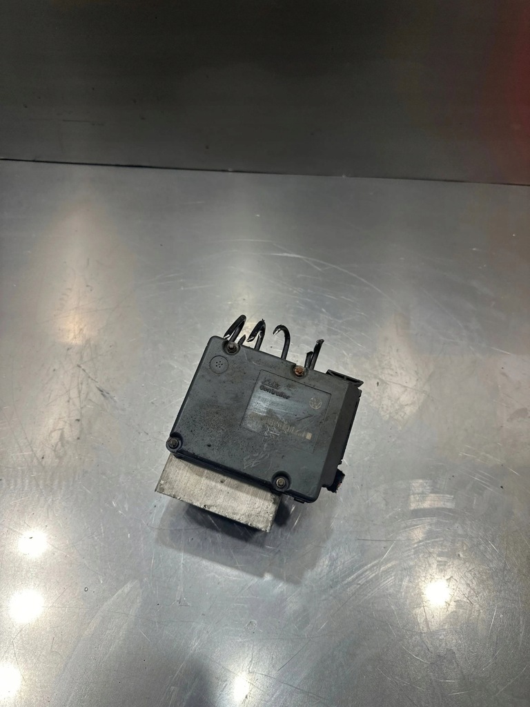 фото №1, Audi a3 s3 8l 1998 насос abs