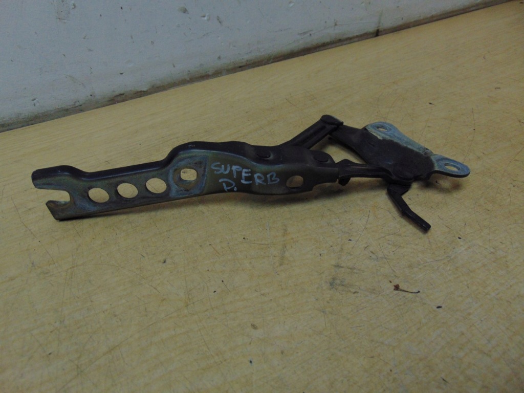 фото №5, Петля капот правый skoda superb ii 3t0823302b 9203