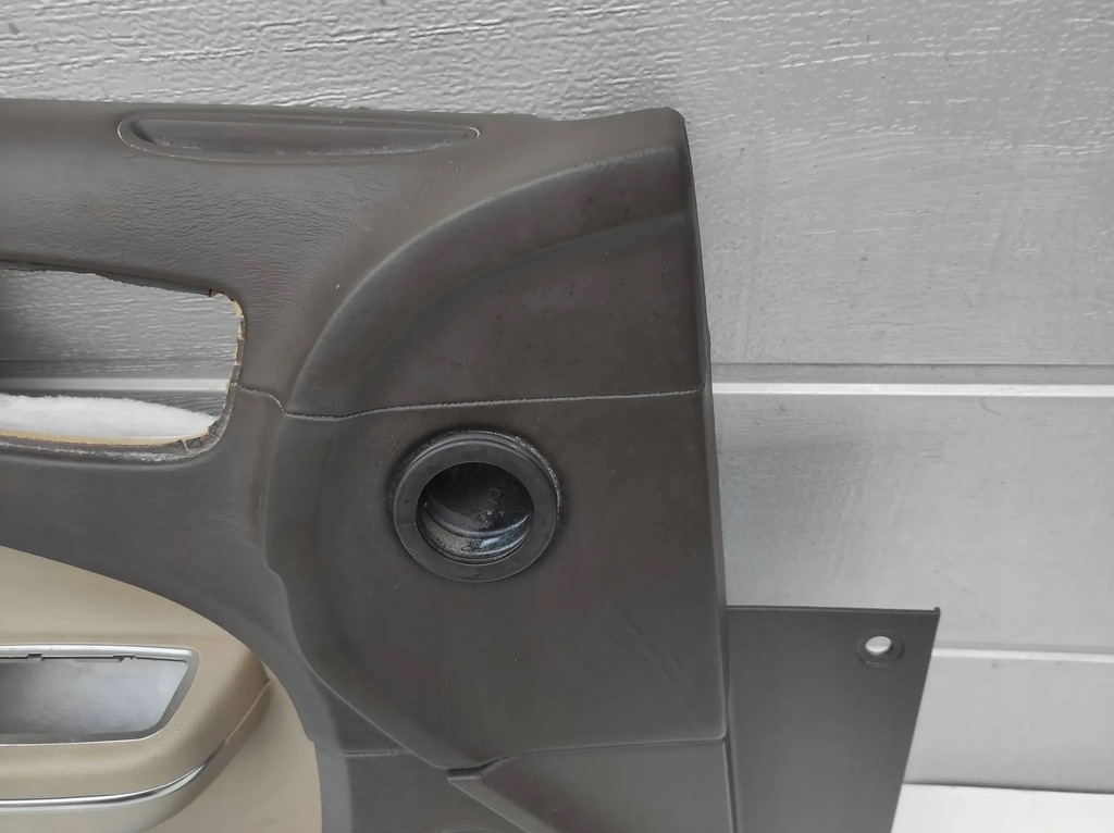 фото №11, Обивка обшивка дверь перед левый chrysler 300c ii lancia thema