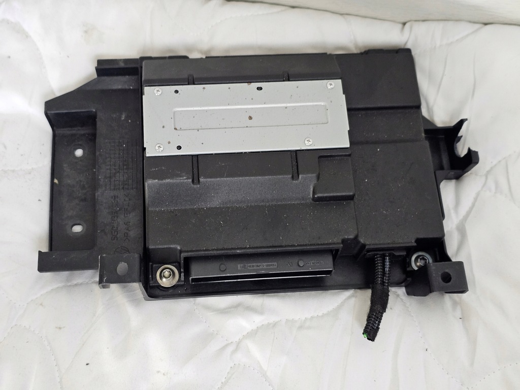 фото №1, Усилитель радио аудио vw golf vii dynaudio 5q0035456