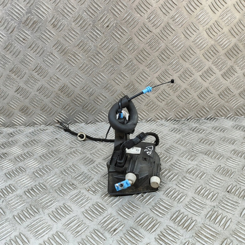 фото №2, Land rover range rover velar 2018 правая сторона замок дверь задних