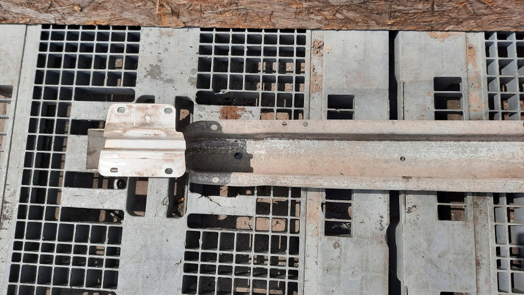 Балка бампера задняя opel vectra c 1.6b sedan 09186173 Недорого