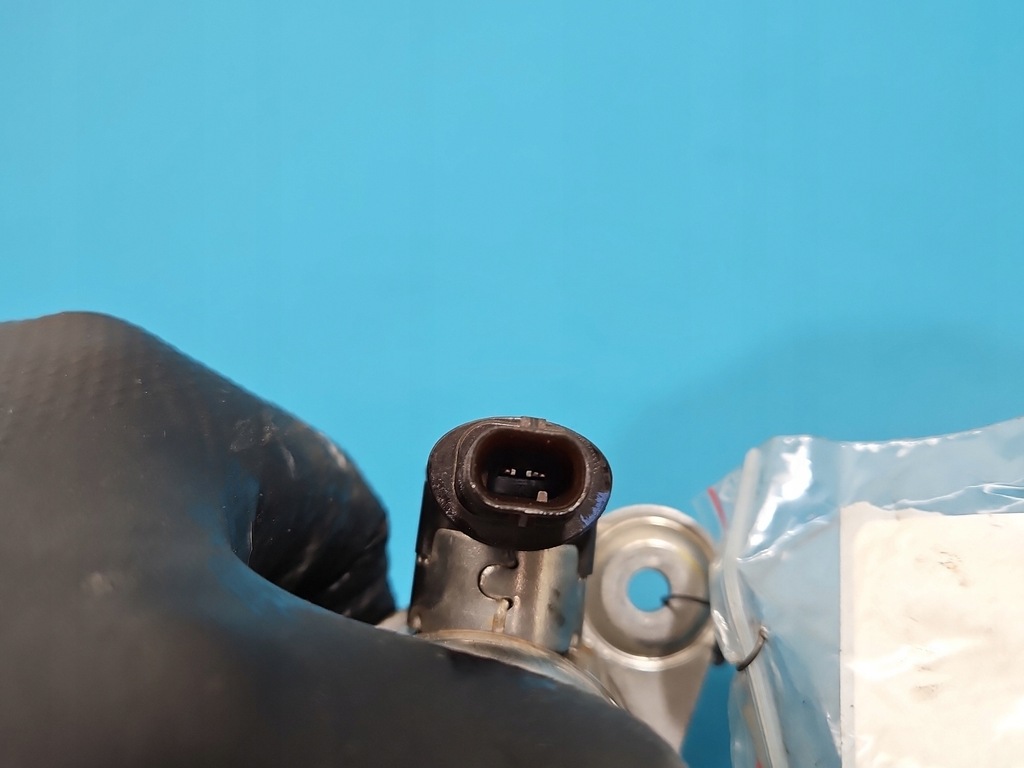 фото №7, Помпа насос топлива peugeot 3008 ii 1.6 t hybrid4 0261520734 9828614580 -