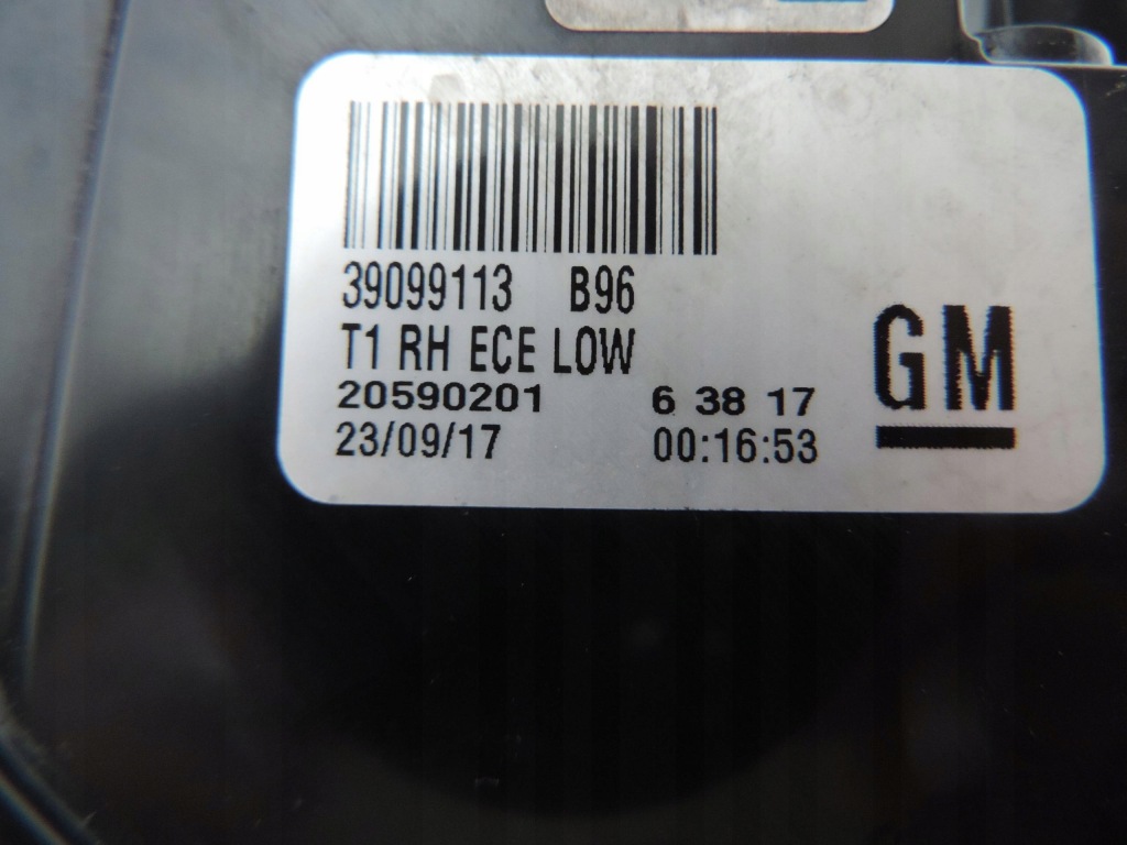 Фара задний  правый led opel insignia b 2 универсал 39099113 с Разборки