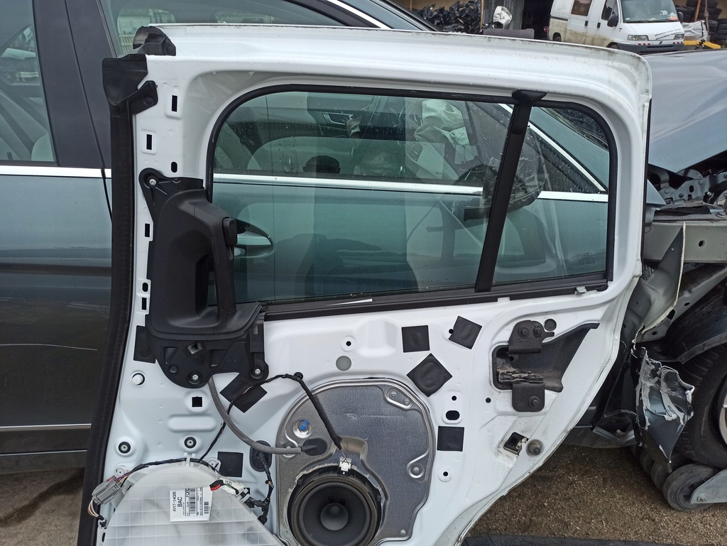 фото №13, Дверь правый задняя полный ford b-max цвет dc