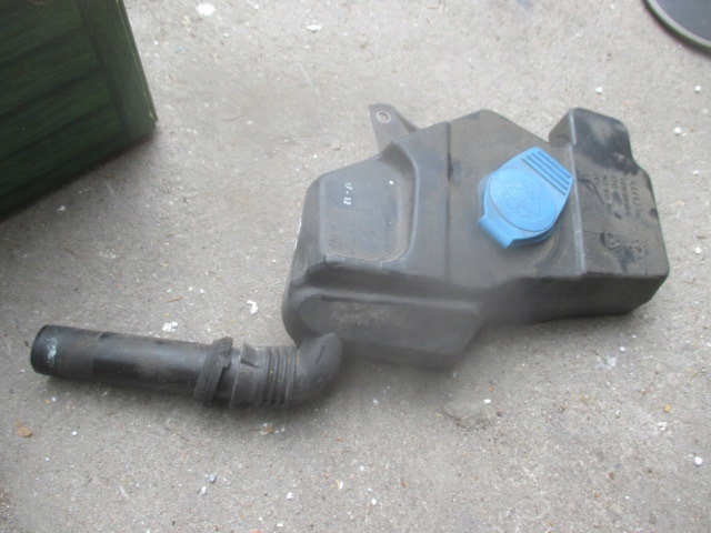 фото №1, Audi a6 c7 a7 бачок омивача