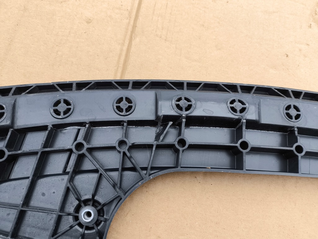 Купити Балка бампера нижня tesla 3 highland