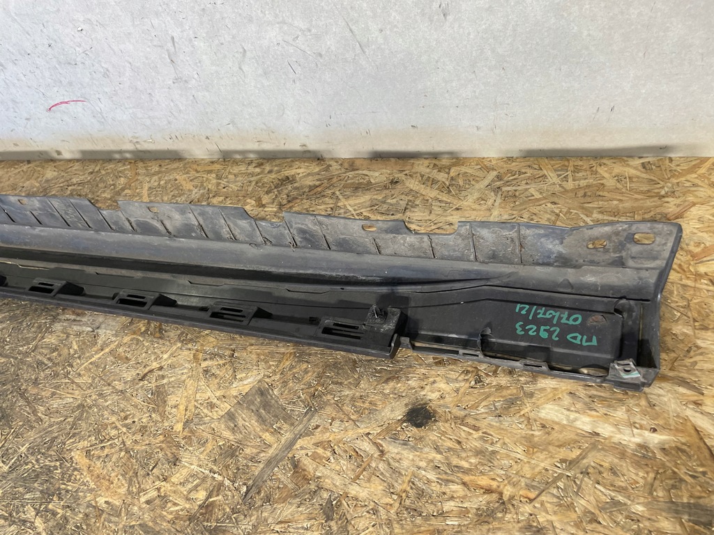 фото №7, Alfa romeo stelvio qv 2.9 молдинг поріг права 035