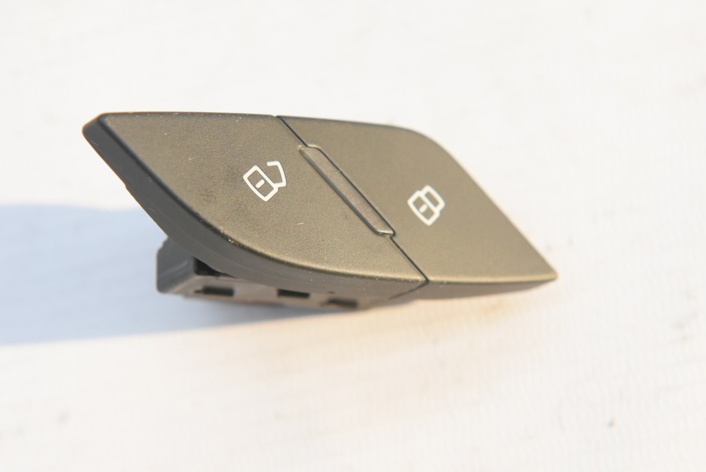 фото №1, Audi a3 8v кнопка перемикач блокування двері