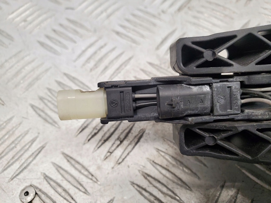 фото №8, Audi a8 s8 d4 4h 2011 задняя сторона правая ручка наружная дверь задних