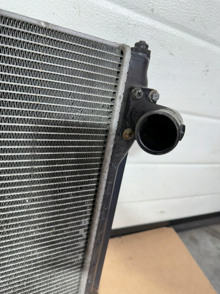 фото №10, Радиатор wody, теплообменник infiniti m30,m30d, m37, m35, q70 3.0d, дизель